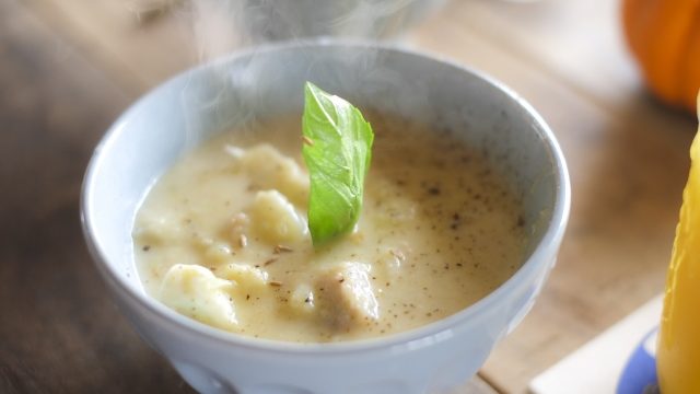 ツナと小松菜のクリーミー梅チーズスープ